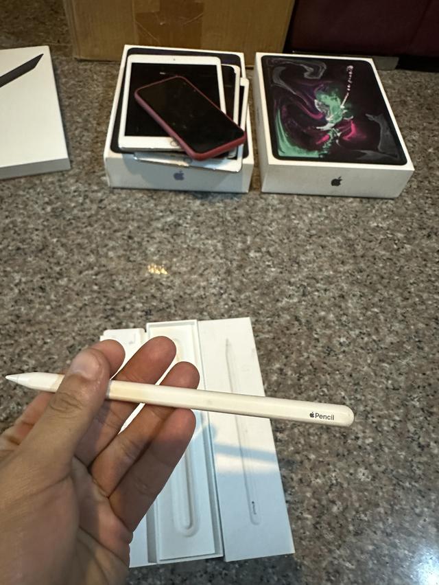 ขายApple Pencil Gen2ของแท้ยกกล่องสวยๆใช้งานดีทุกๆฟังชั่นถูกๆ
