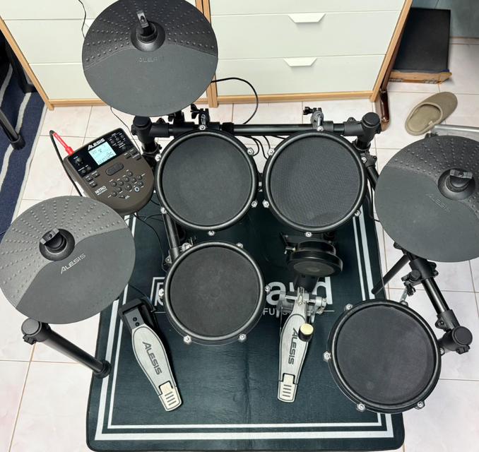 กลองไฟฟ้า Alesis Nitro Mesh Kit สภาพสวยๆ