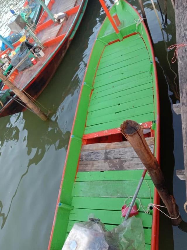 ปล่อยต่อเรือประมงไฟเบอร์ มือ 2