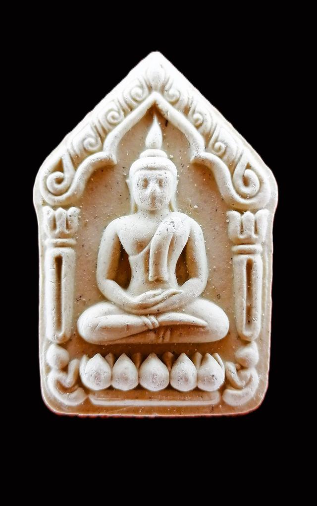 พระขุนแผน ครูบาอริยชาติ วัดแสงแก้วโพธิญาณ จ.เชียงราย