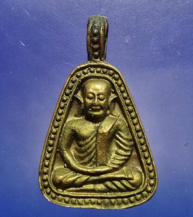เหรียญหล่อจอบใหญ่ ล.พ.เงิน วัดบางคลาน รุ่นพิเศษ 