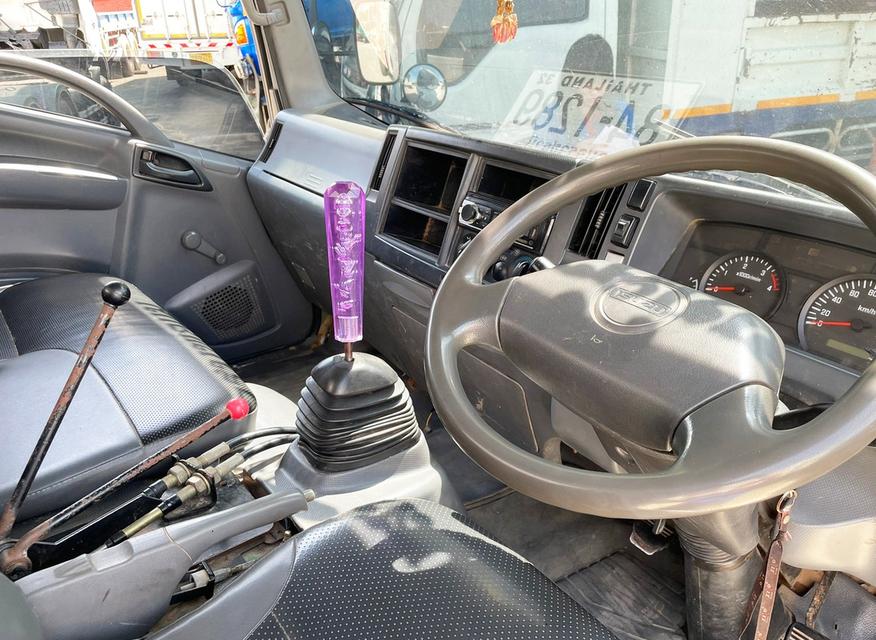 ISUZU NPR75 150 แรง ปี 54