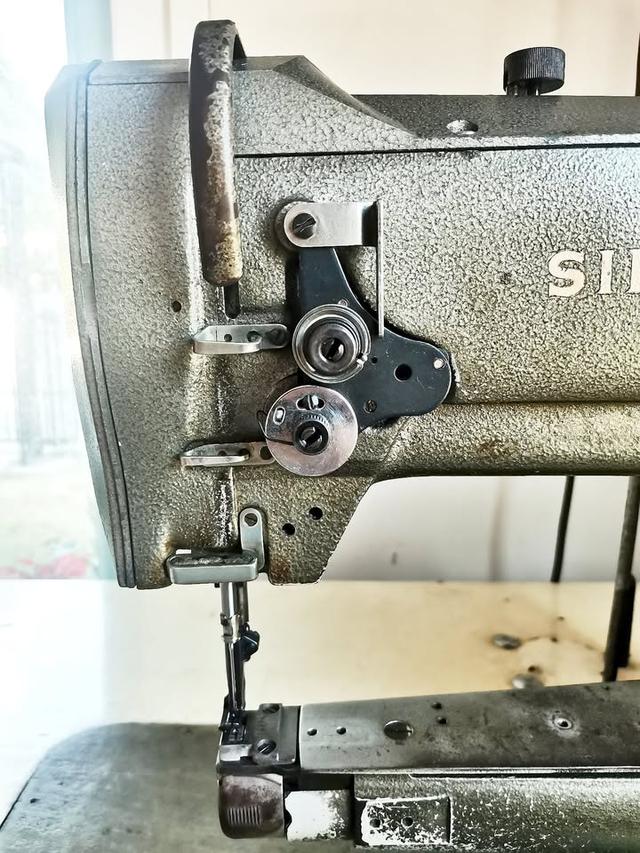ขายจักรเย็บหนัง จักรกระบอกนอน SINGER 155B-8BV