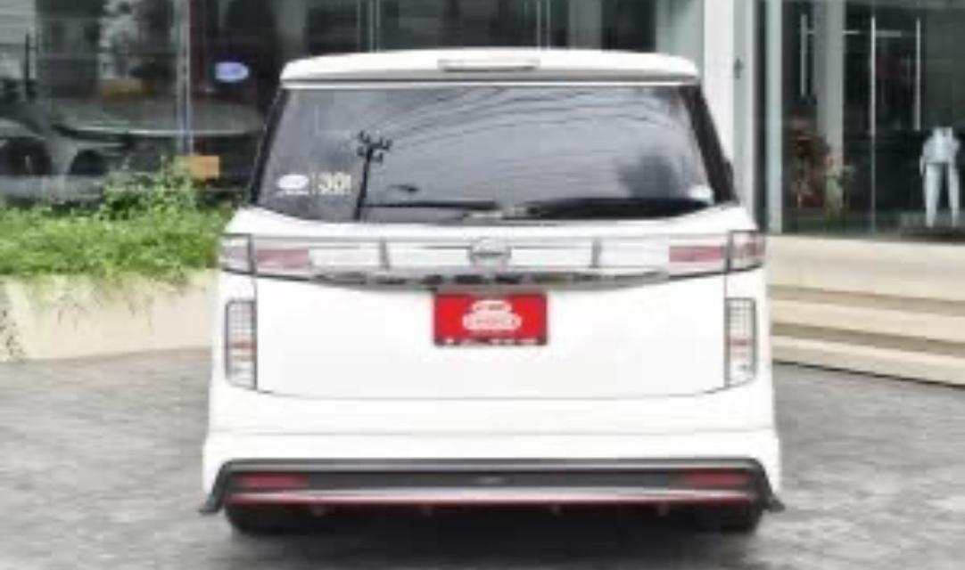 ขายรถสภาพดี Nissan Elgrand ปี 2014